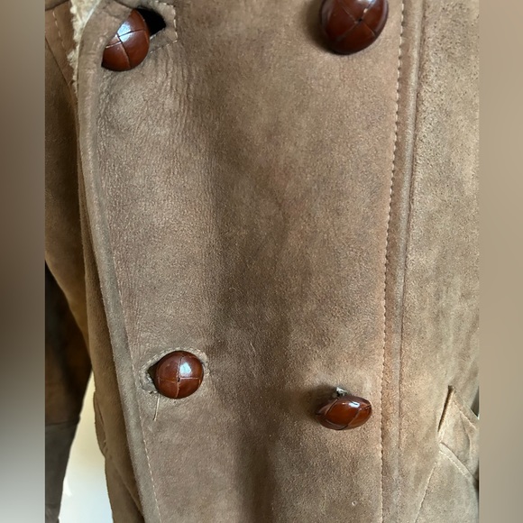 ✨Free Shipping✨ 1970's Vintage Morlands Sheepskin Unisex Tan Coat - Picture 9 of 17